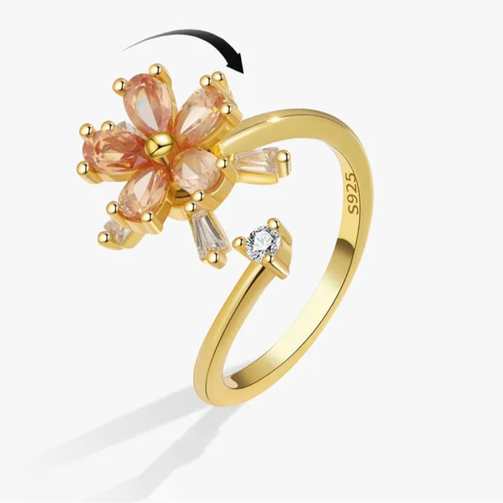 Ariya stress relief ring close-up - elegant fidget jewelry