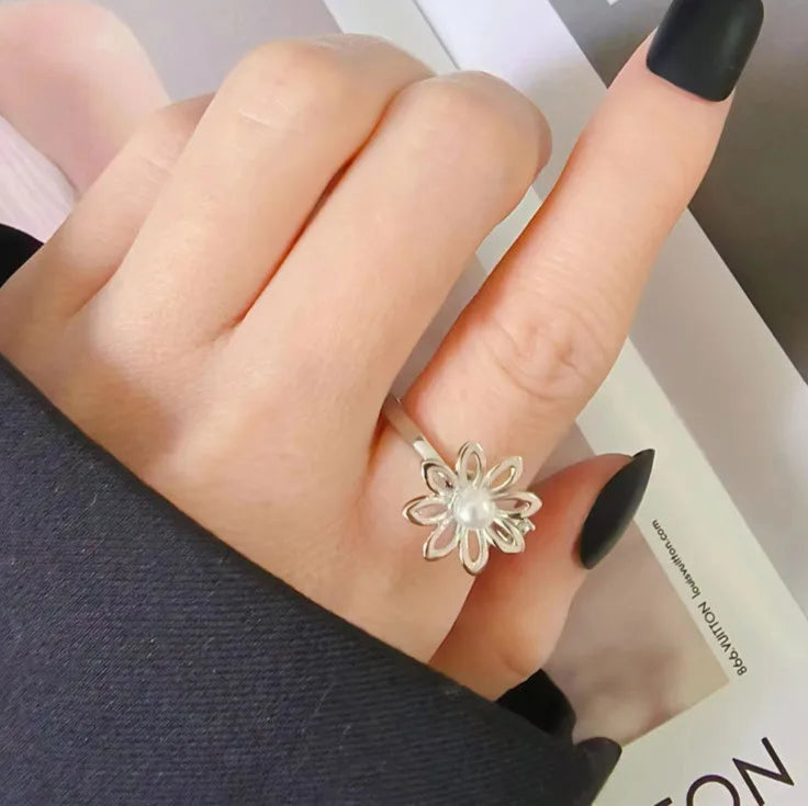 Azura stress relief jewelry - premium fidget ring display