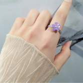 Aurelia anxiety band on finger - premium calm ring