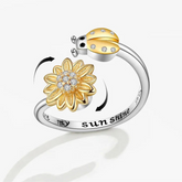 Aurian calm ring on hand - anxiety relief band