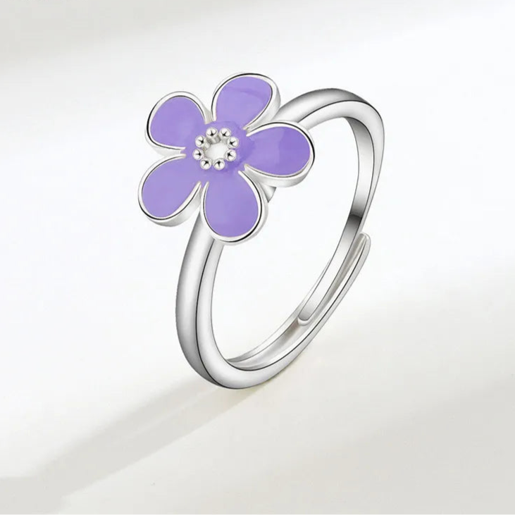 Aurelia calm ring close detail - anxiety relief band