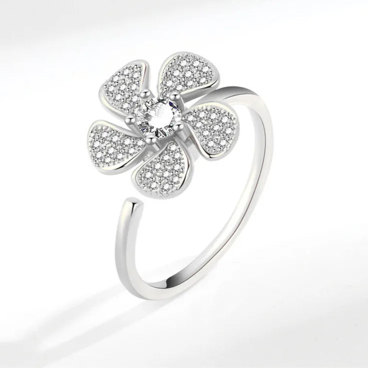 Aurian calm jewelry on finger - anxiety relief ring