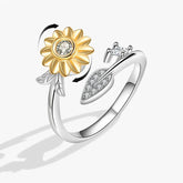 Aluna calm ring close detail - anxiety relief band