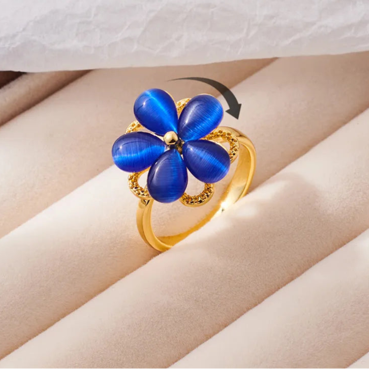 Avelora stress relief band angle - elegant fidget ring