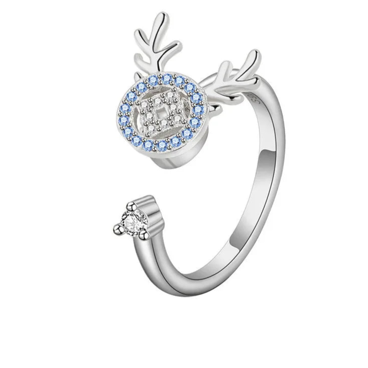 Aurian stress relief ring close-up - golden fidget jewelry