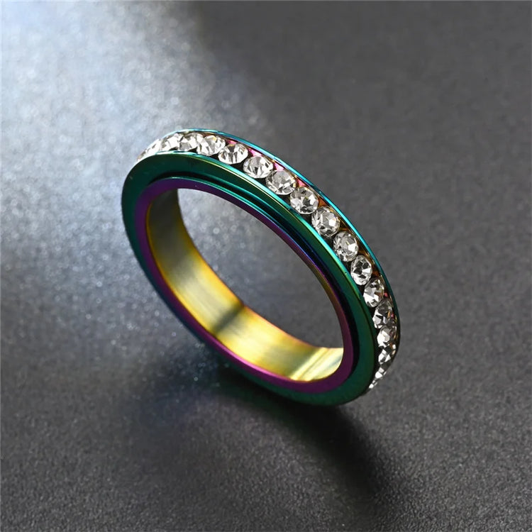 Axton stress ring side view - bold fidget design